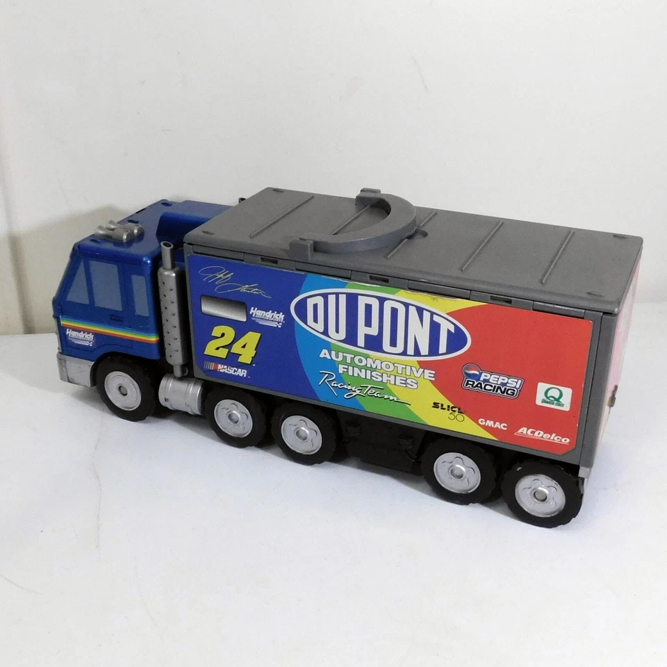 Jeff Gordon Dupont Semi Truck Micro Machines Track NASCAR Missing Track Pieces - Image 4 of 4