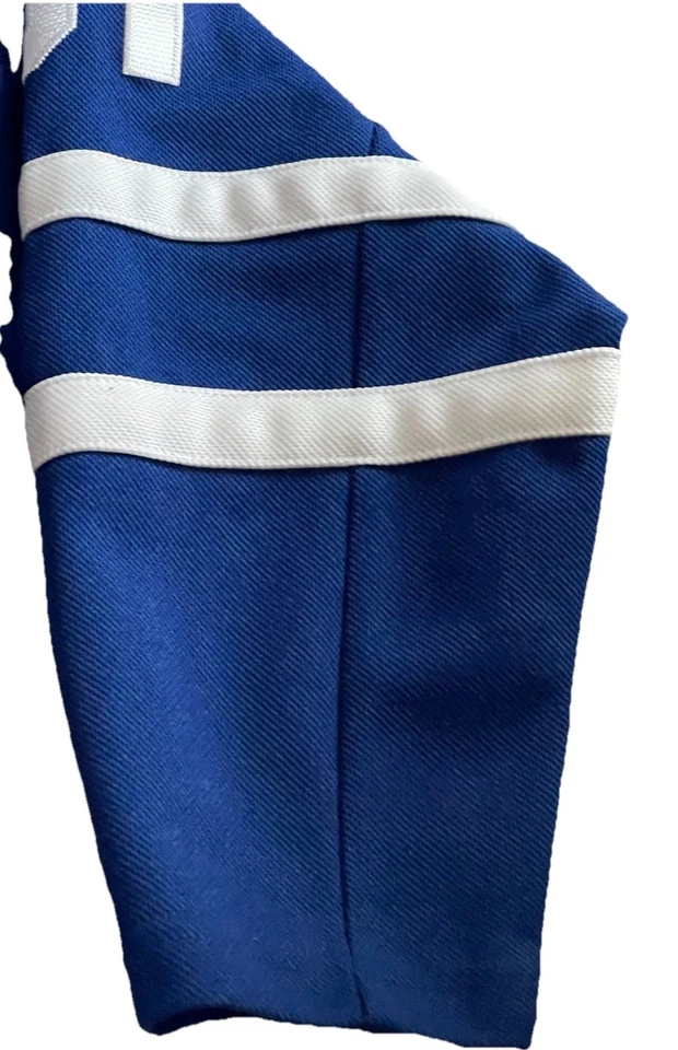 John TAVARES Toronto Maple Leafs Officially Licensed YOUTH Jersey sz: L/XL - Image 4 of 4