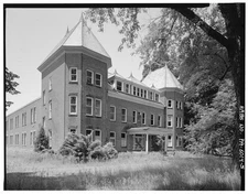 5. View north, southeast front and southwest side. - Warren State Hospital
