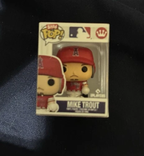 2026 Topps Series 1 Baseball Mike Trout Super Box Funko Bitty Pop!
