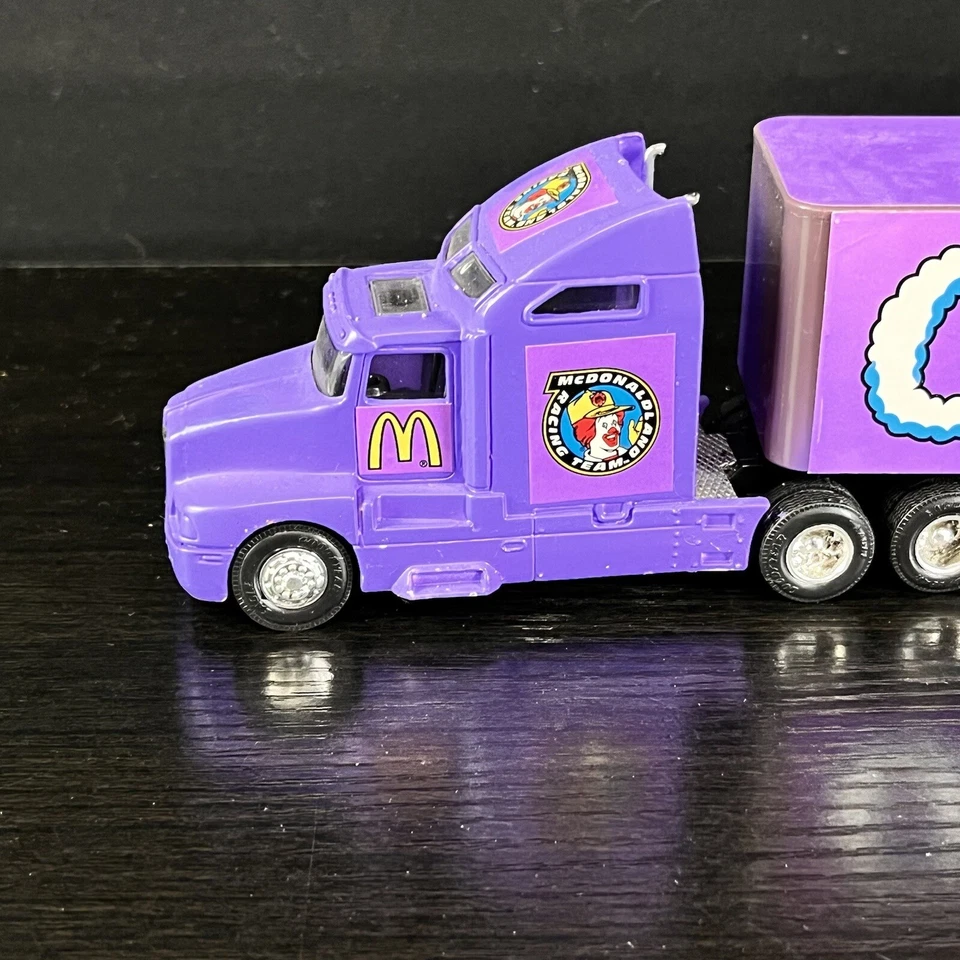 RACING CHAMPIONS 1:64 SCALE DIE -CAST CAB TRANSPORTER 1994 GRIMACE GO-CAR NOS - Image 4 of 4