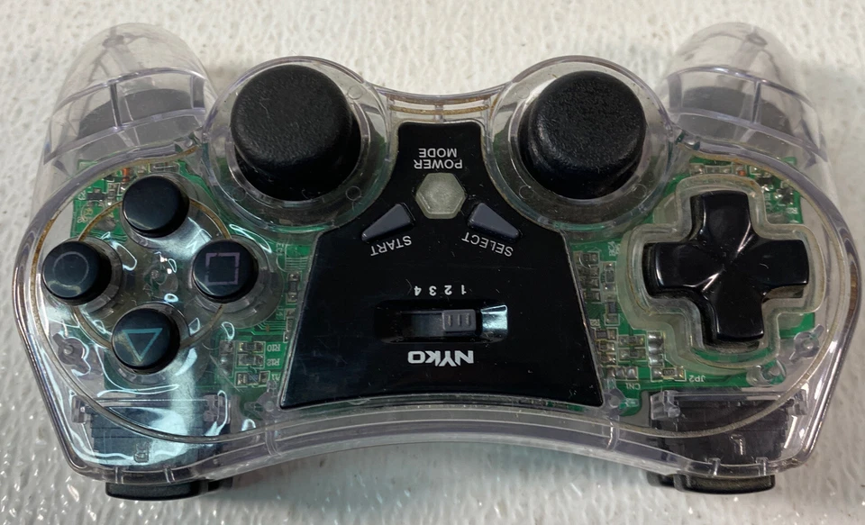 PS2 Wireless Controller Nyko 80585 Clear For Sony PlayStation - Image 2 of 4