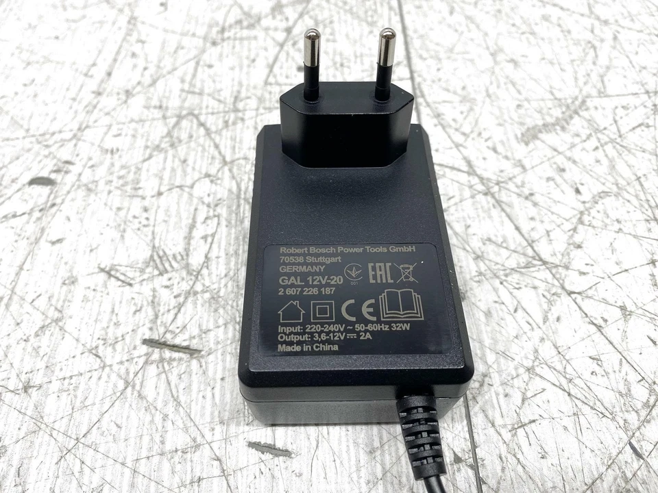 Taladro atornillador BOSCH GSR 12V-15 Professional + accesorios B-WARE - Imagen 4 de 4