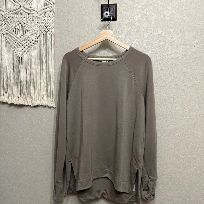 athleta coaster luxe recover sweatshirt