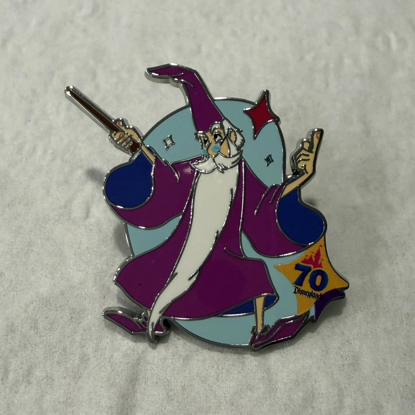 DLR Merlin Disneyland 70th Anniversary Sword Stone Mystery Disney Pin 174554