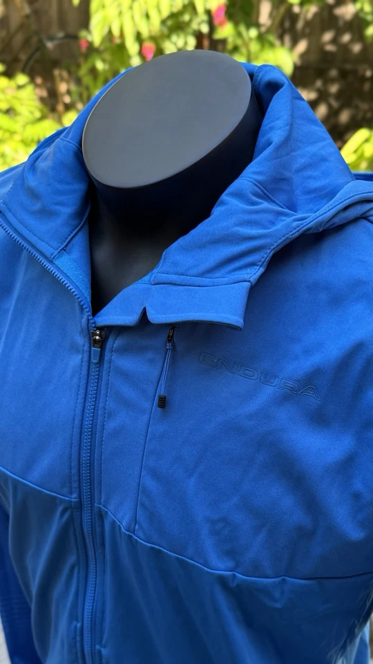 Chaqueta de ciclismo informal Endura Singletrack Softshell para hombre. Azul, mediano. Foto 2 de 4