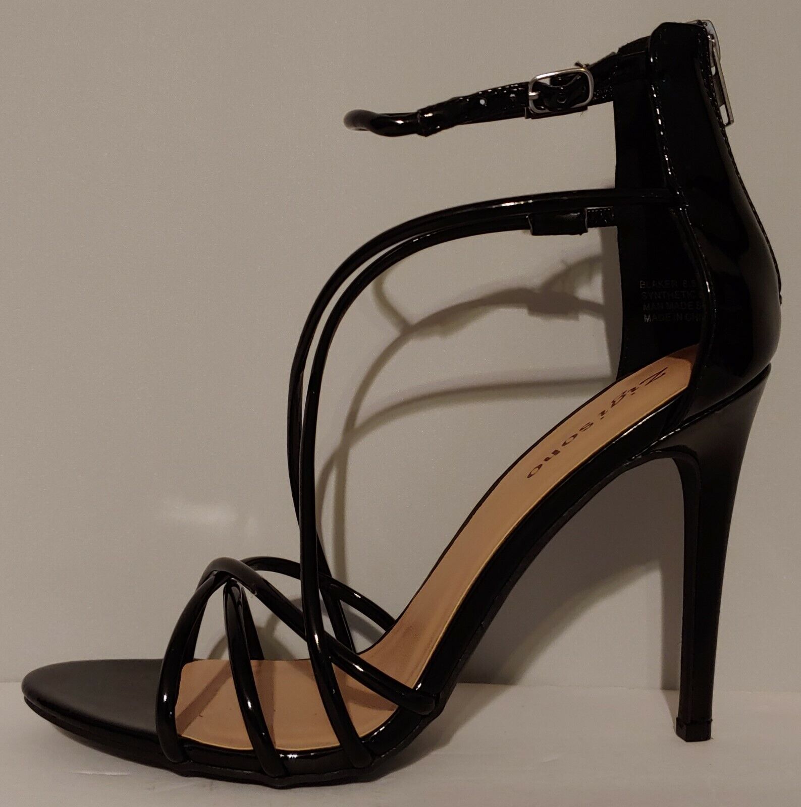 NEW At the price Zigisoho Blaker Black Patent New color Sandals 8. 4quot; Size Heels