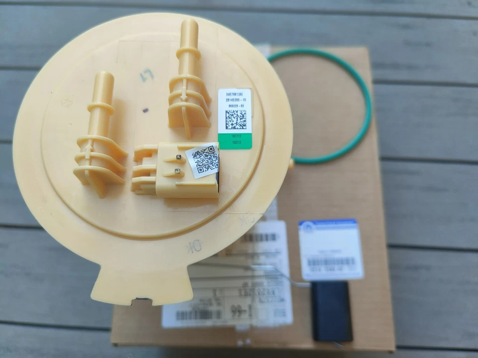 New Genuine Mopar Fuel Pump for Jeep Grand Cherokee WK 3.0L CRD 11-15 05145589 - Image 2 of 4