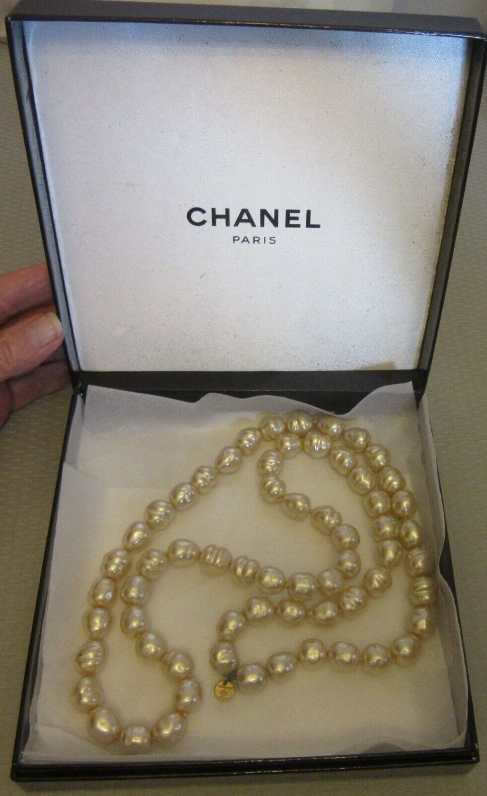 CHANEL GRIPOIX PEARL NECKLACE 1981 vintage 35 long chunky baroque 15mm  with box