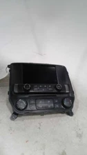 Info-GPS-TV Screen Display Screen Opt Iob Fits 18-20 SUBURBAN 1500 351226