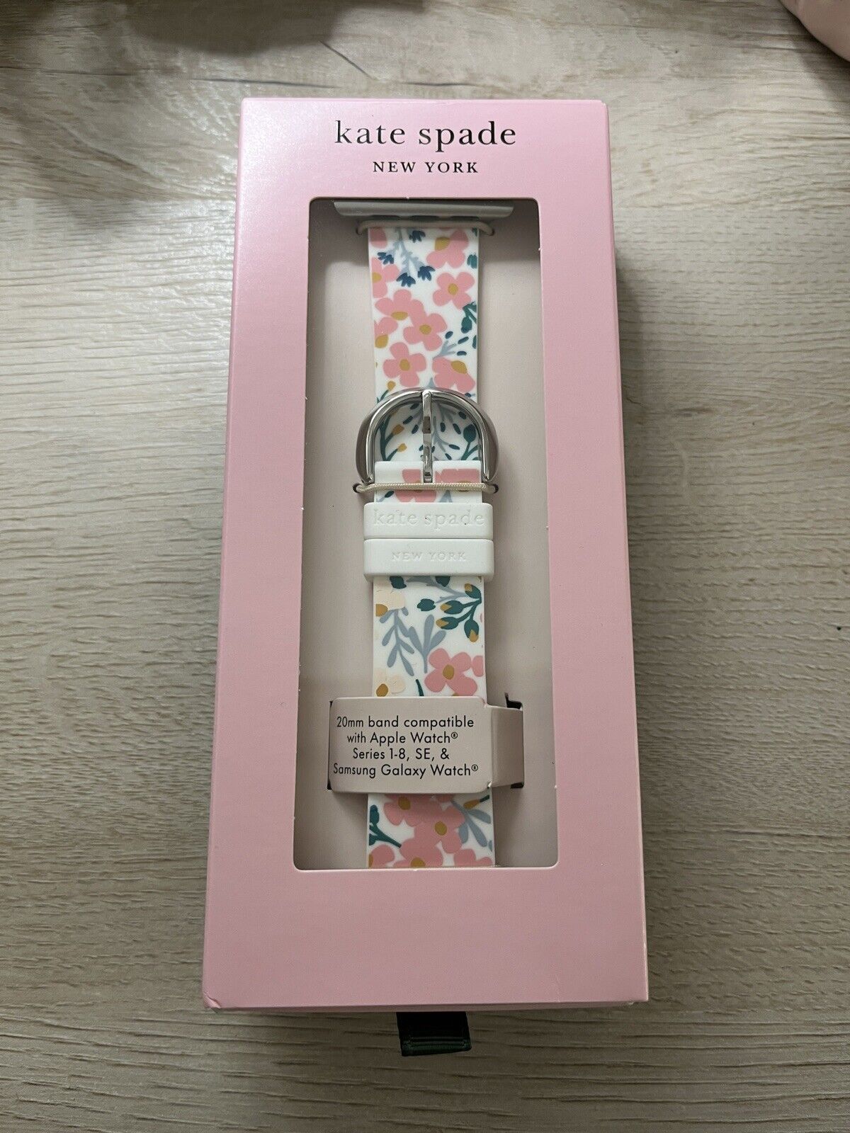 Kate Spade Apple Watch Floral Print Silicone Band - 38/40mm, White Floral  796483379855 | eBay