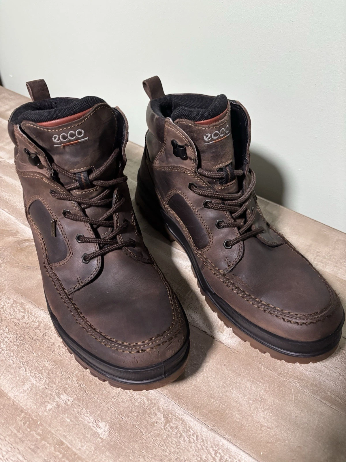 Men ECCO Brown Gortex Hiking Boots Size 13