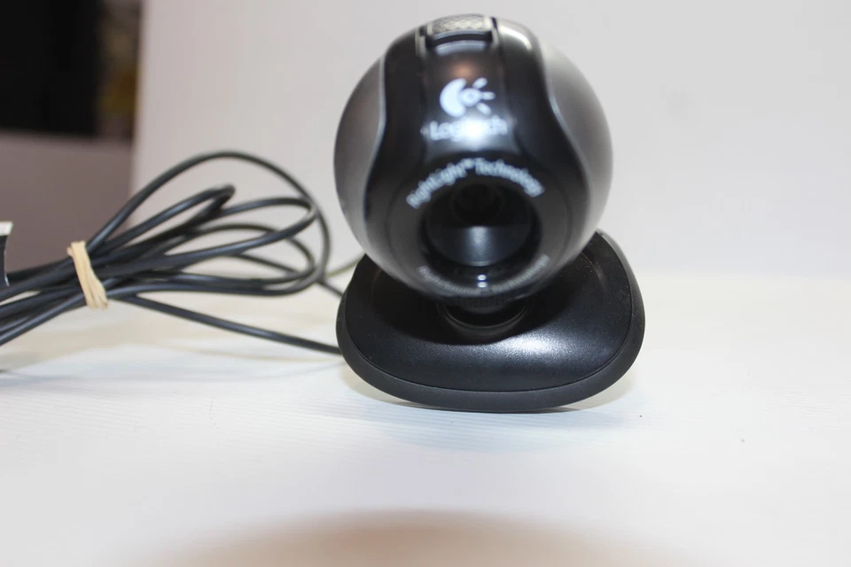 Logitech V-UBK45 861223-0000 Rightlight RightSound Technology USB WebCam - Image 4 of 4