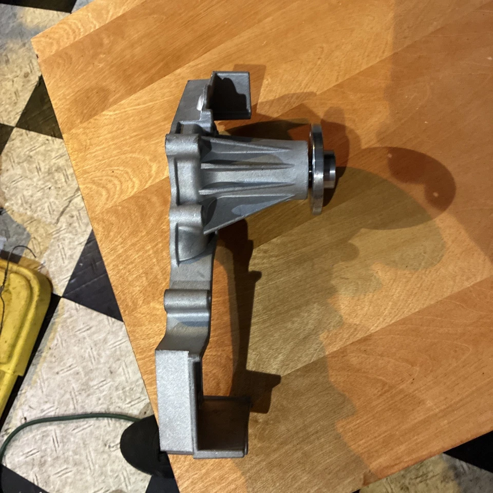 BOMBA DE AGUA NISSAN NUEVA OEM -3.3L XTERRA 2000-2004 FRONTIER 1999-2004 Foto 4 de 4