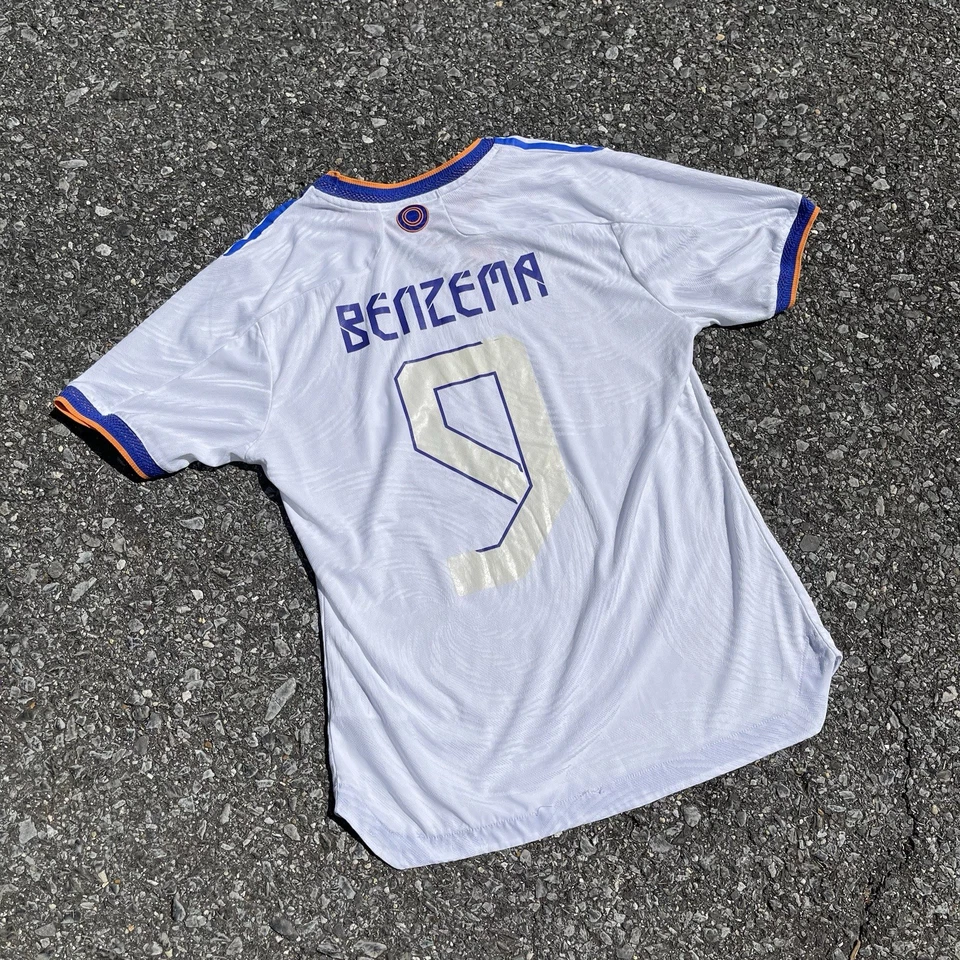 Camiseta local 2021/22 Real Madrid Champions League versión jugador #9 Benzema Foto 4 de 4