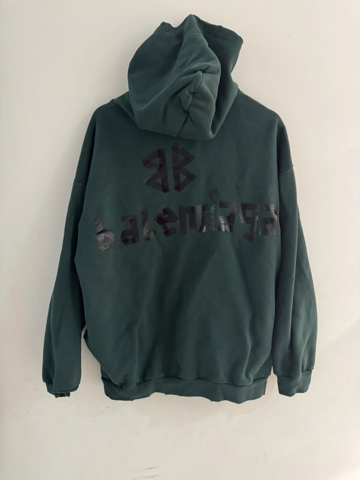 Balenciaga felpa oversize con cappuccio verde u look L