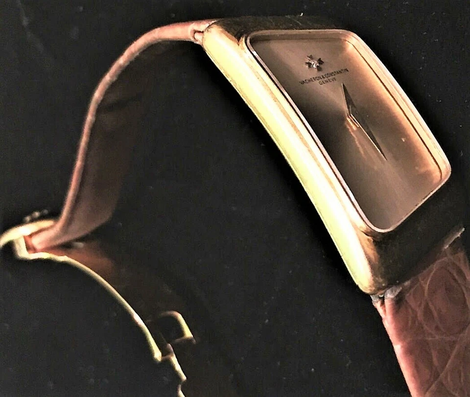 VACHERON CONSTANTIN  PRESTIGE DE LA FRANCE LADY DIAMOND DIAL AND ENAMEL BUCKLE - Image 2 of 4