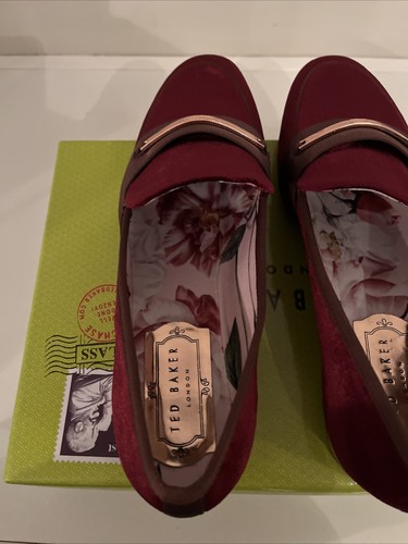 Mocasines de terciopelo TED BAKER Elienav para mujer. Borgoña. Reino Unido 4. PVP £120 - Imagen 4 de 9