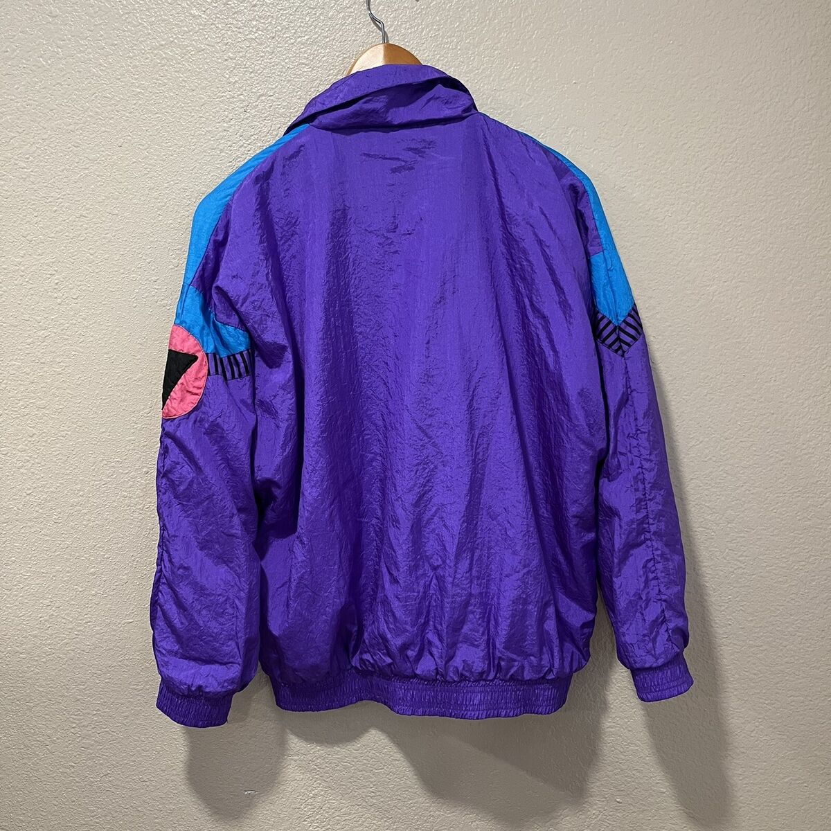 Vintage 80s Casual Isle Color Block Geometric Windbreaker Vintage 80s Casual Isle Color Block Geometric Windbreaker