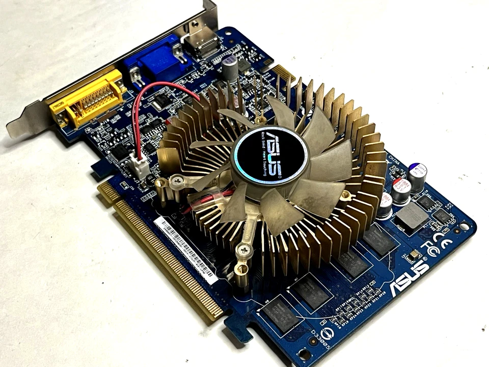 ASUS Nvidia Geforce 9500GT - RAM 1GB - VGA - DVI - HDMI - Genuine Vintage Retro - Immagine 4 di 4