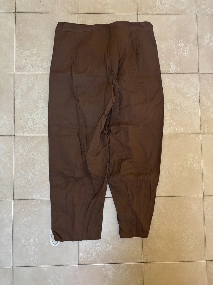 PANTALONES PIRATAS RENACENTISTAS MEDIEVALES CON CORDÓN MARRÓN POCO SEXUAL Foto 2 de 3
