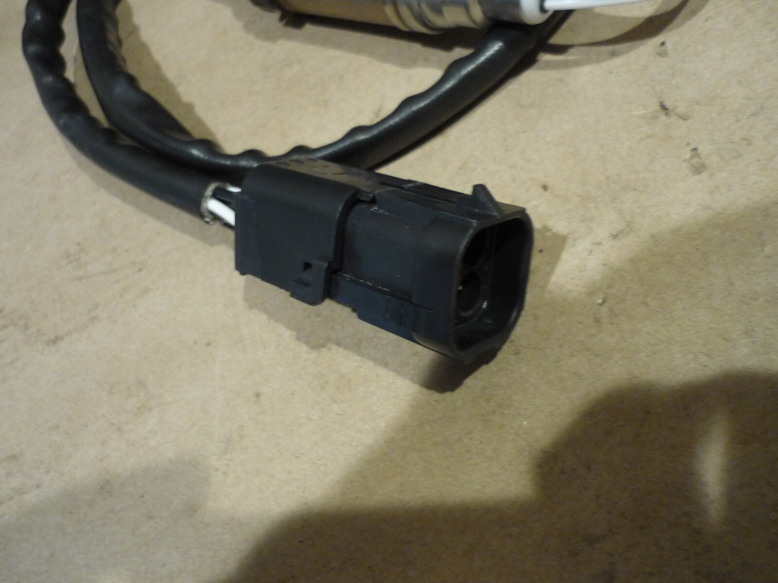 Ferrari 456,550,355- RH Lambda Sensor (NEW) - P/N 165170