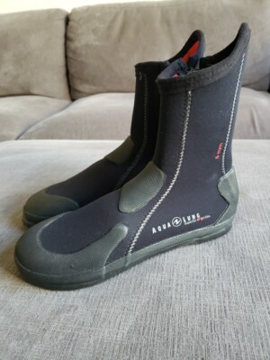 Size 8- Aqua Lung Mens SuperZip Ergo Elite 5 mm Excellent Condition
