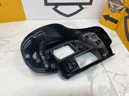 🔥Genuine Harley 14-23 Touring Vented Lower Leg Fairings Glove Box OEM🔥 - Picture 15 of 18
