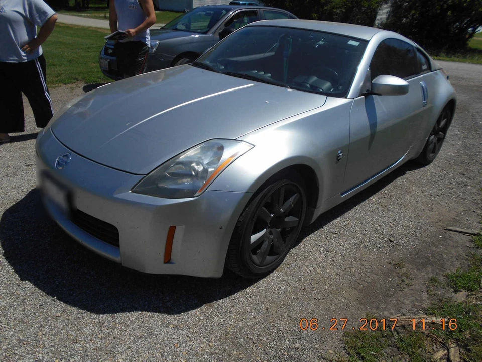 Puerta delantera derecha usada vidrio delantero se adapta a: Nissan 350z 2003 CPE delantero derecho grado A Foto 4 de 4