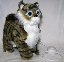 BATTERY OPER BROWN COLOR REMOTE CONTROL MOVING  MEOW NOISE KITTEN fake pet cat