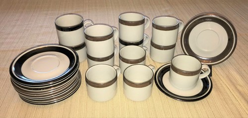 Vintage ARABIA of FINLAND KARELIA Pottery Coffee/Tea Cup & Saucer Set of 4 - Picture 6 of 10