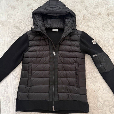 Moncler Herren Cardigan Daunenjacke mit Kapuze, Reißverschluss, Schwarz, Größe M