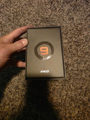 AMD Ryzen 9 7900x Processor (5.6 GHz, 12 Cores, LGA 1718/Socket