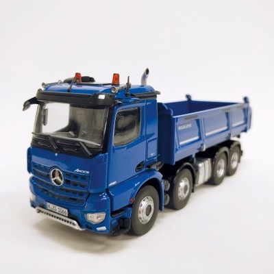 Mercedes Benz Arocs 8x4 Meiller Kipper blau Modell von NZG 1:50