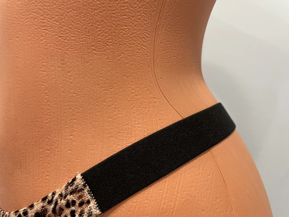 Nuevo Victoria Secret M Brasileño Slip Panty Animal Print Foto 2 de 3