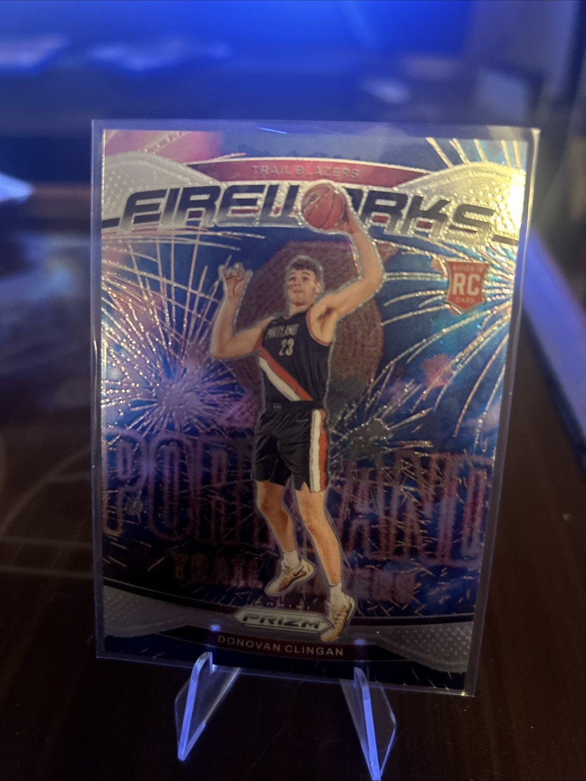 2024-25 Panini Prizm - Fireworks Donovan Clingan #9 (RC)