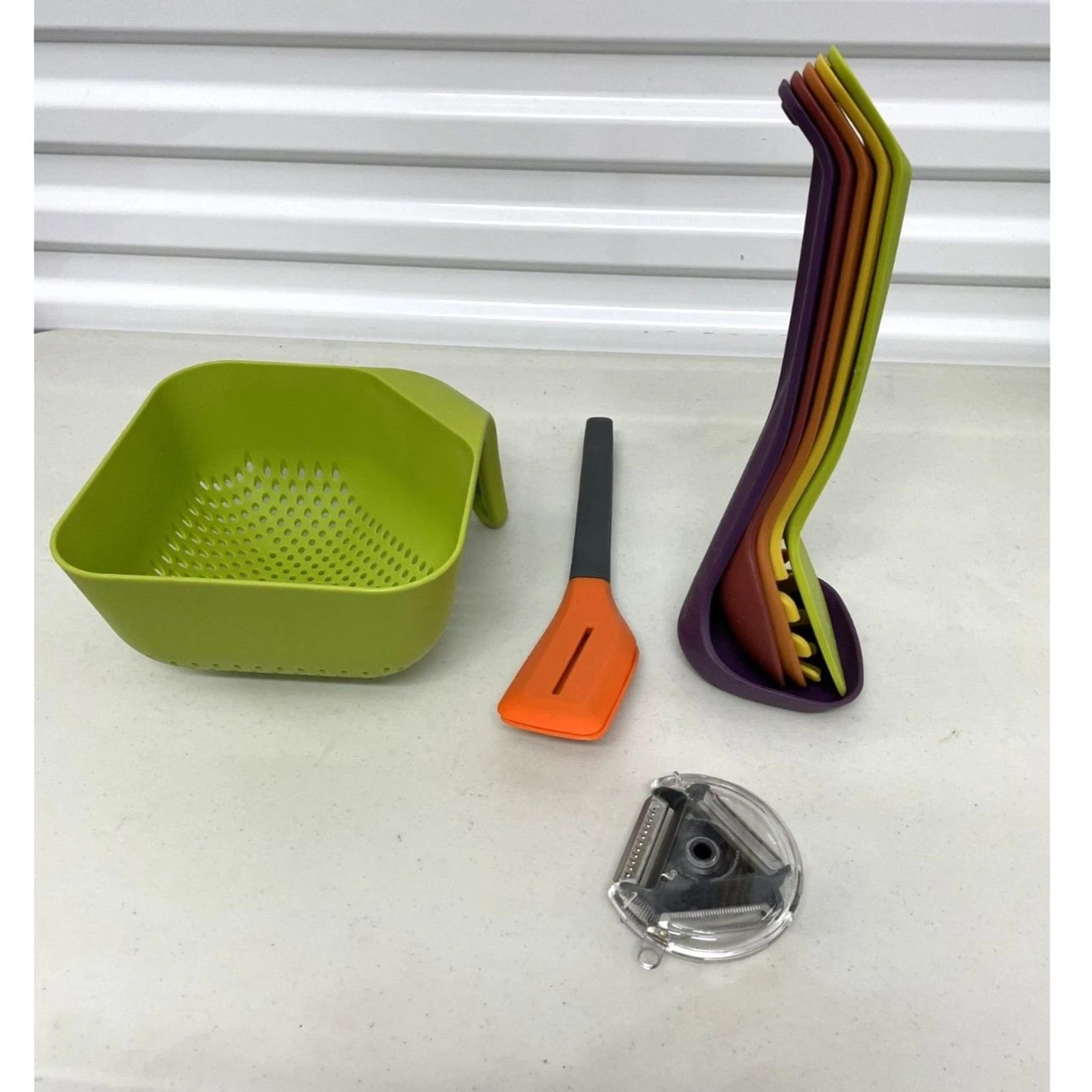Joseph Joseph Multiple Utensil Set - Strain, Utensils, Spatula, Potato Peeler