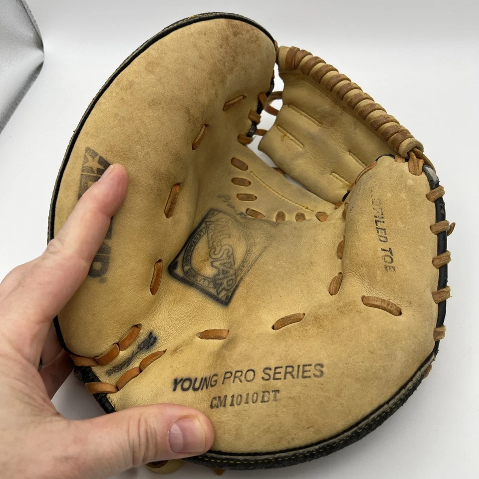 Guante de béisbol All Star Young Pro Series CM1010BT Youth Catchers Mitt derecho Foto 3 de 4