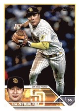 2023 Topps #57 Ha-Seong Kim