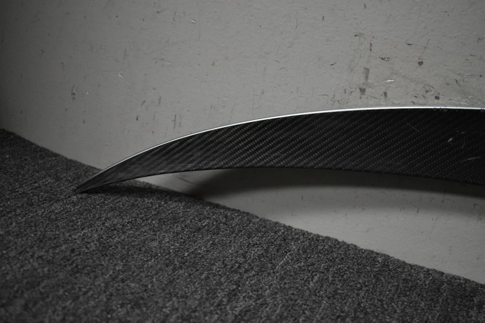 Labio de alerón trasero de fibra de carbono 12-19 para BMW Serie 6 M6 F12 F13 630i 640i  Foto 2 de 4