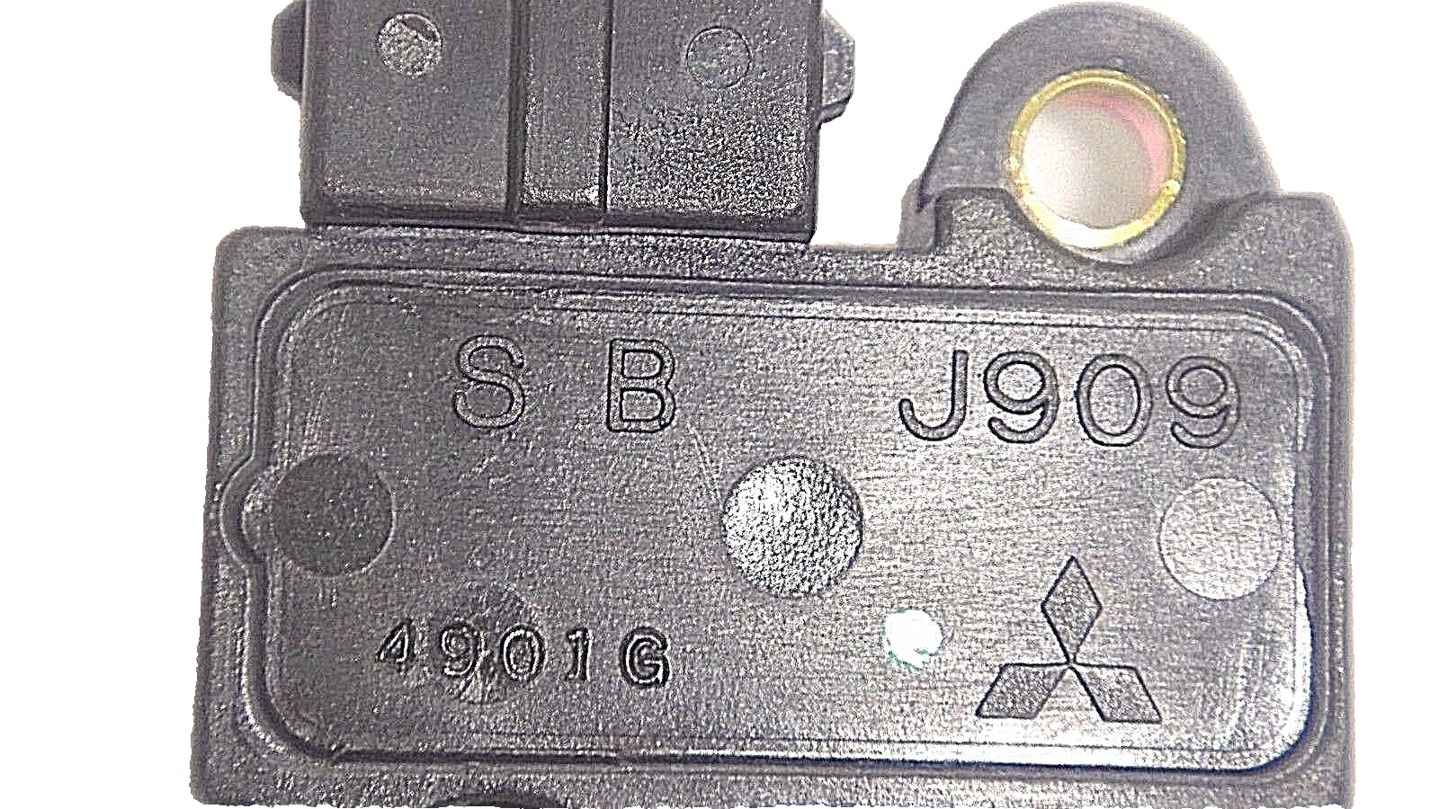 NEW GENUINE/ OEM J909 MD611382 MD611539 F0JY-12A297-C JE01-18-V60  