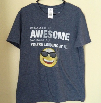NWT SAVVY mens GRAPHIC T-SHIRT Casual TOP blue-gray w/DEFINITION OF AWESOME sz M