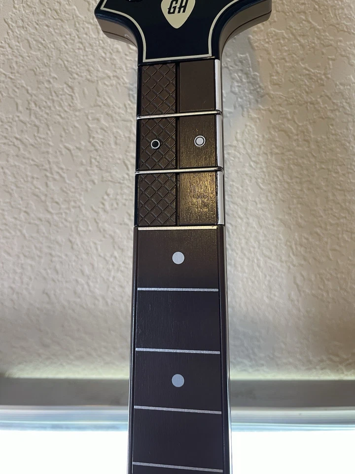 (2)Controlador Guitar Hero Live modelo0000 654 PS3 PS4 Xbox 360 Xbox One sem dongle - Imagem 4 de 4