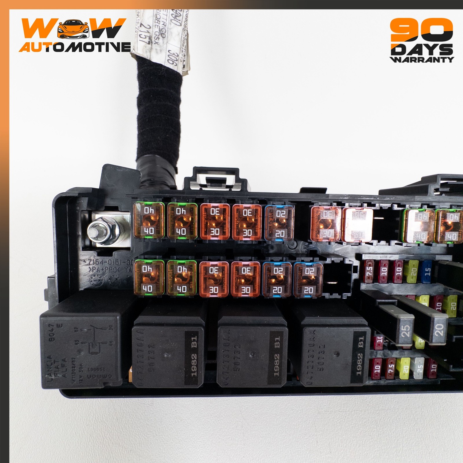 13-19 MASERATI QUATTROPORTE GTS GHIBLI REAR FUSE RELAY BOX JUNCTION TERMINAL OEM
