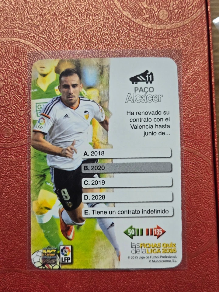 Paco Alcacer 2015 Mundicromo Las Fichas Quiz de la Liga 2016 Top #662 HOLO - Image 2 of 2