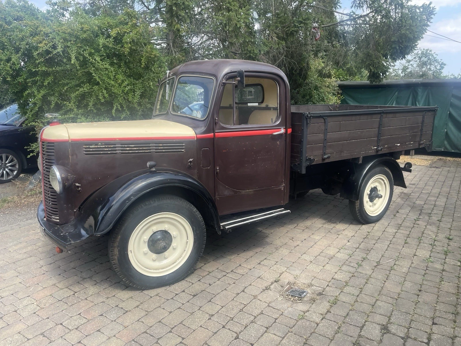1952 Bedford K Type Drop Side Lorry