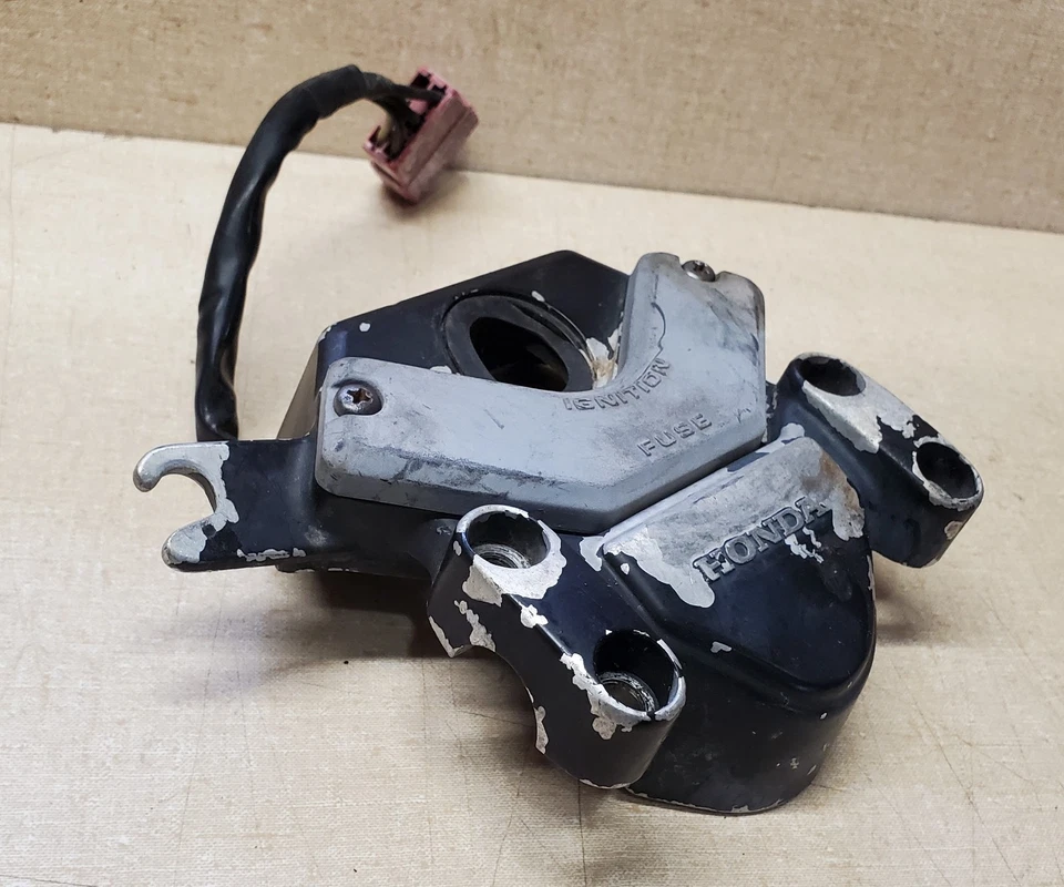 HONDA 38200-461-005 53131-461-000 CAJA DE FUSIBLES ABRAZADERA DE MANILLAR CB900C CB750C 1980-82 Foto 3 de 4