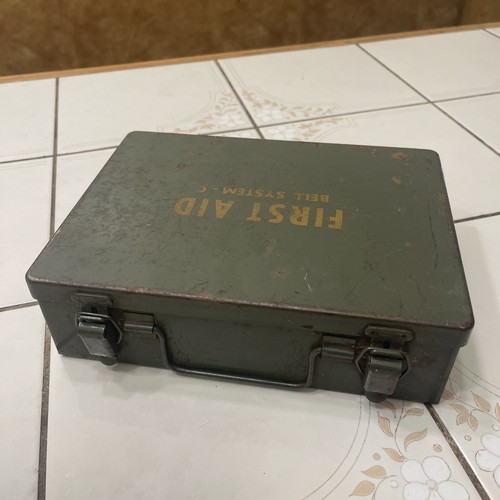 VINTAGE METAL FIRST AID KIT BELL SYSTEM - C
