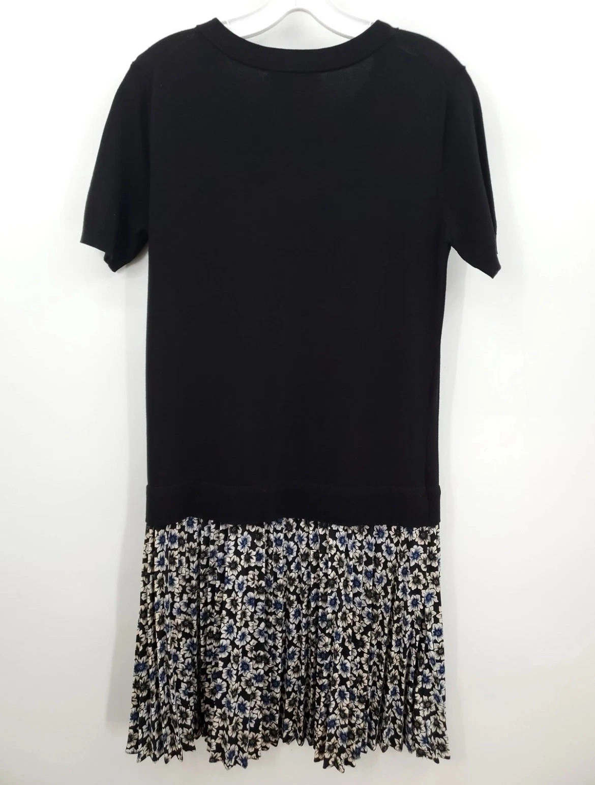 Abito medio Kate Spade Hollyhock nero in maglia e blu floreale