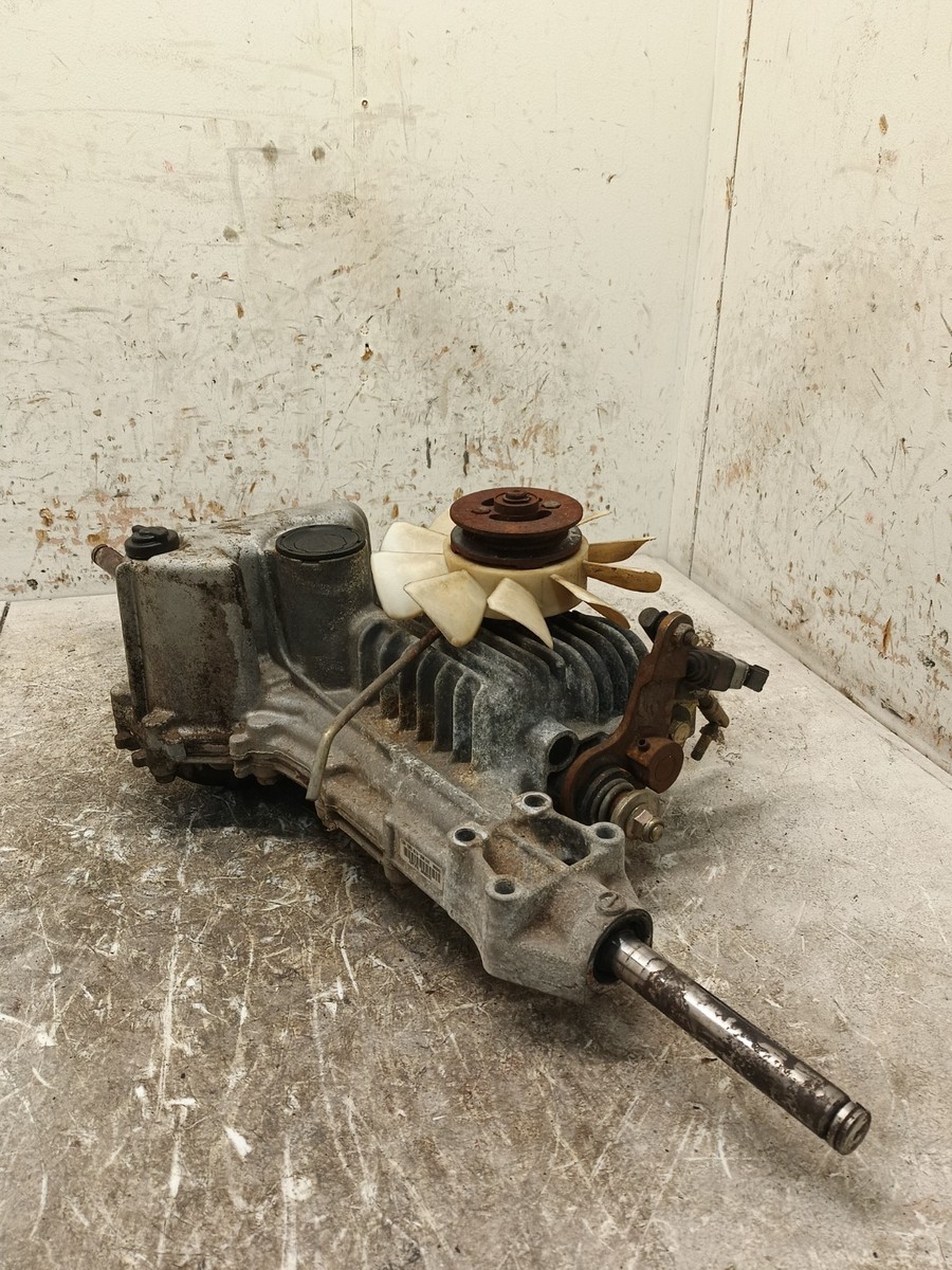 John Deere Sabre Transaxle Transmission K51A Tuff Torq AM880202
